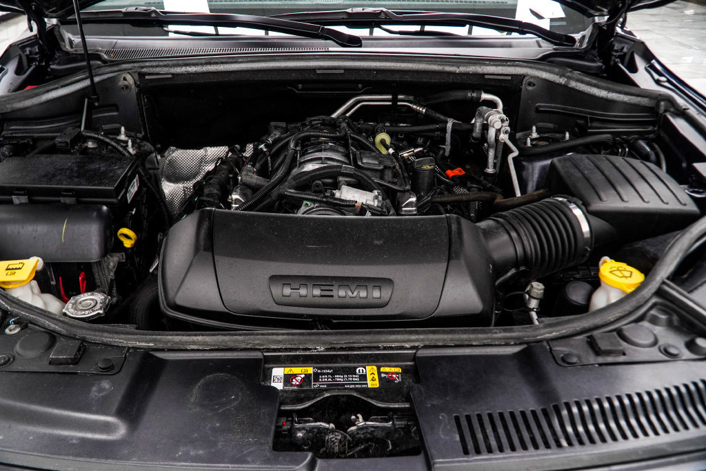 Used 2025 Dodge Durango R/T AWD/4WD image 18