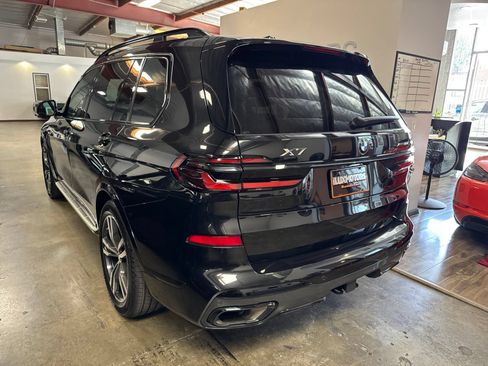 Used 2024 BMW X7 xDrive40i w/ M Sport Package AWD/4WD image 5