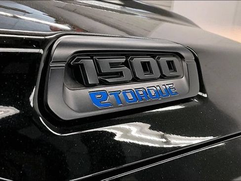 Used 2023 RAM 1500 Big Horn AWD/4WD image 10