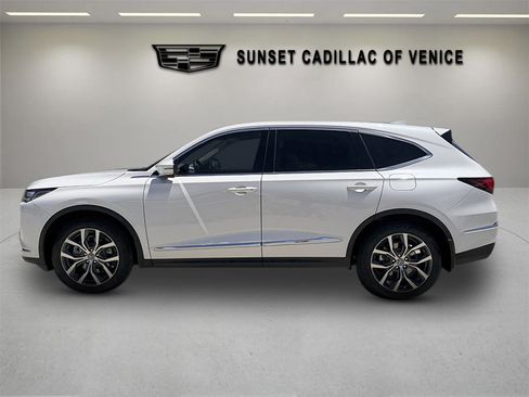 Used 2024 Acura MDX w/ Technology Package AWD/4WD image 6
