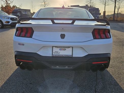 Used 2025 Ford Mustang Dark Horse image 7