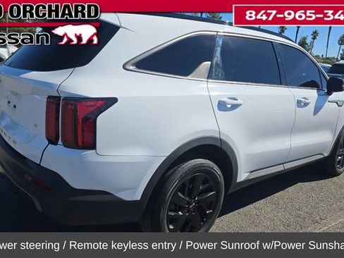 Used 2021 Kia Sorento S w/ Panoramic Sunroof Package image 5