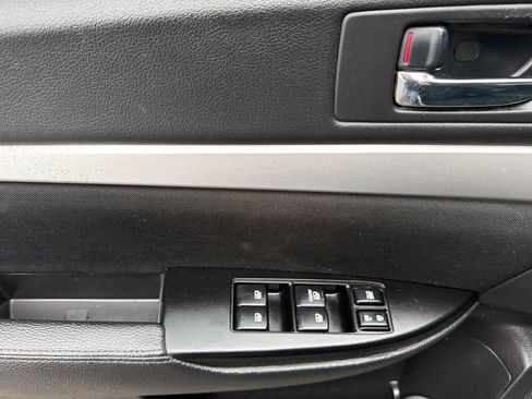 Used 2014 Subaru Outback 2.5i Premium AWD/4WD image 13