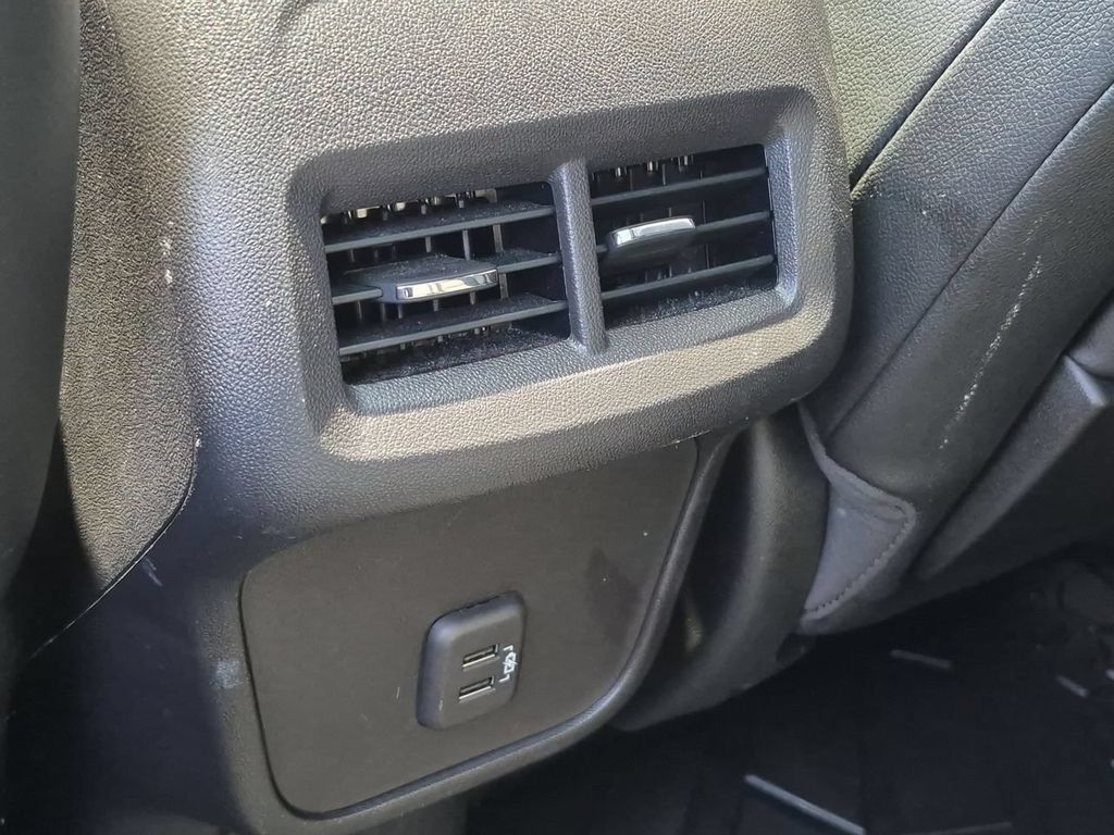 Used 2024 GMC Terrain AT4 w/ Infotainment Package II AWD/4WD image 22