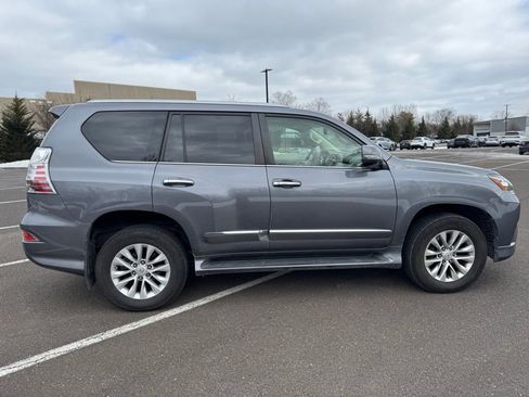 Used 2019 Lexus GX 460 image 5