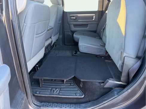 Used 2014 RAM 1500 Big Horn image 31