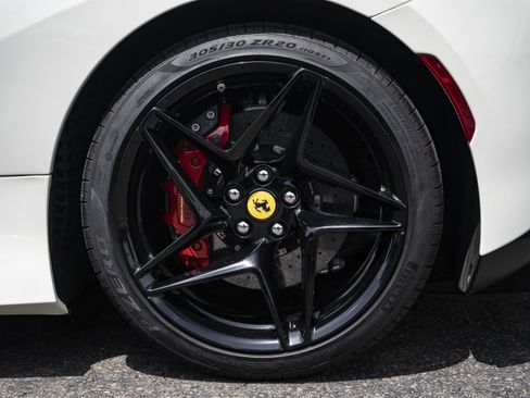 Used 2020 Ferrari F8 Tributo RWD image 19