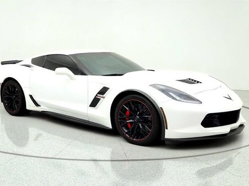 Used 2017 Chevrolet Corvette Grand Sport RWD image 3