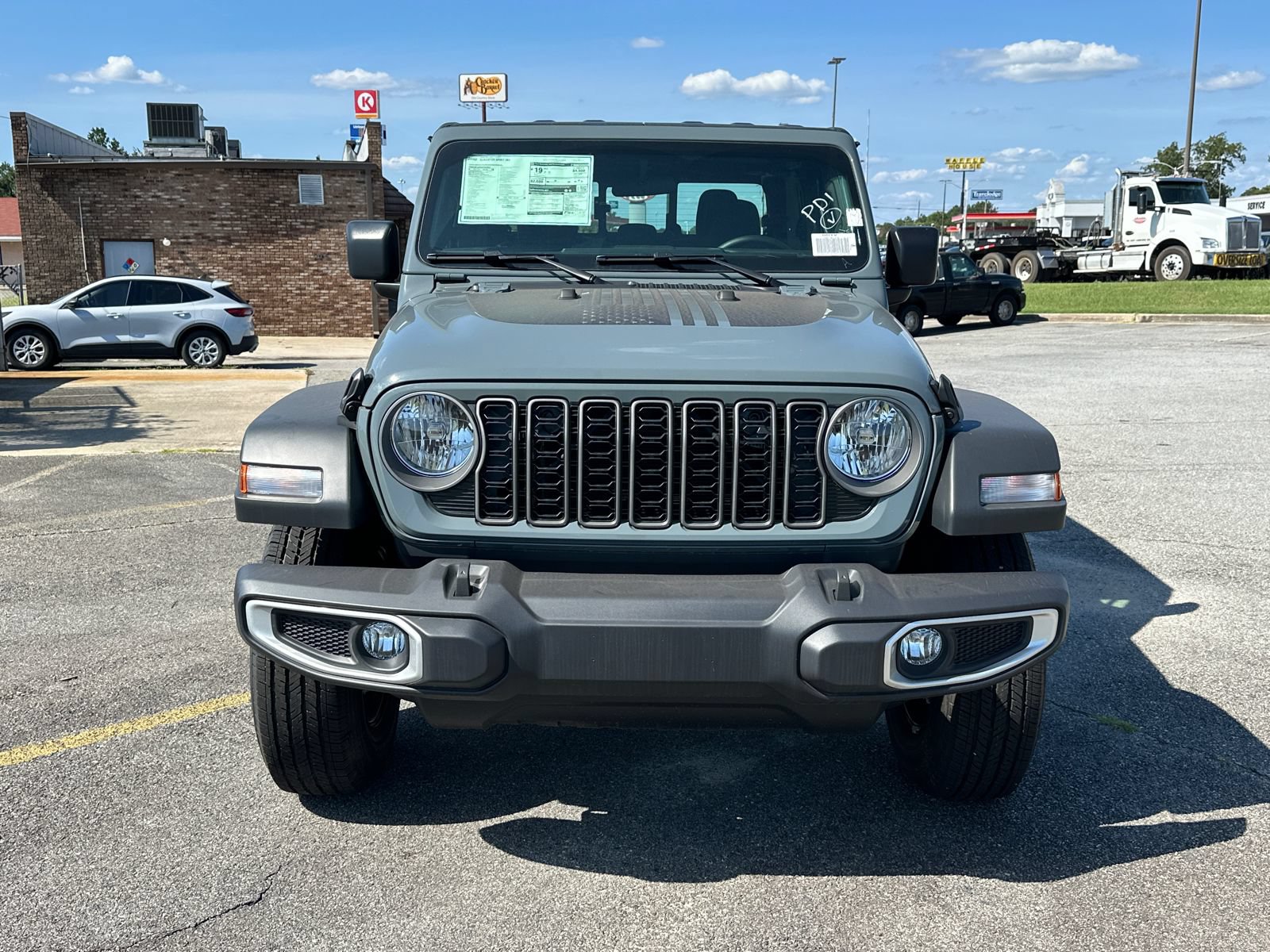 New 2026 Jeep Gladiator Sport AWD/4WD image 2