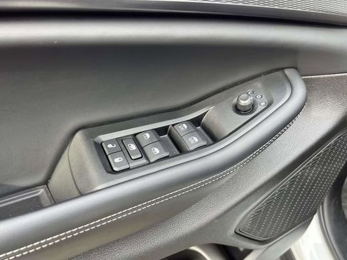 Used 2025 Jeep Grand Cherokee L Laredo image 22