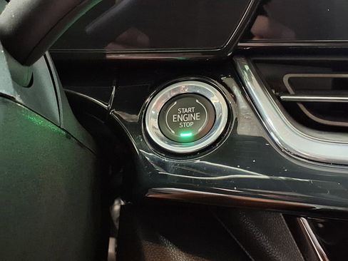 Used 2026 Chevrolet Trax RS w/ Sunroof Package image 17