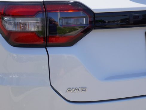 Used 2023 Honda Pilot EX-L image 9