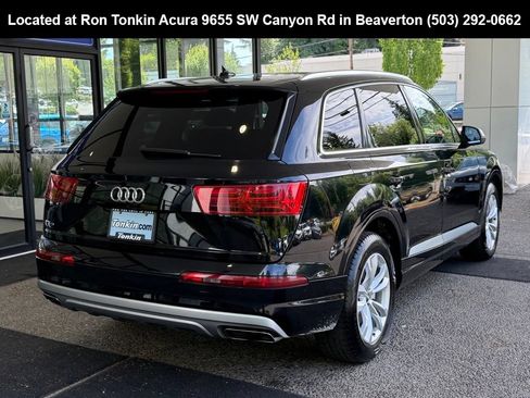 Used 2019 Audi Q7 3.0T Premium w/ Cold Weather Package AWD/4WD image 7