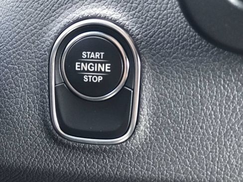Used 2023 Mercedes-Benz Sprinter 2500 image 23
