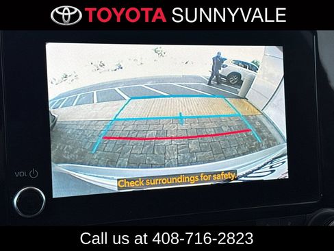 Certified 2024 Toyota Highlander LE FWD image 25