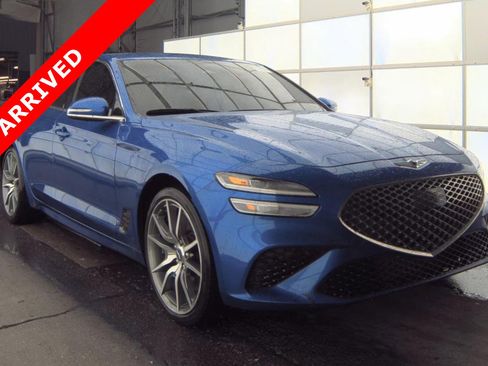 Used 2022 Genesis G70 3.3T image 3