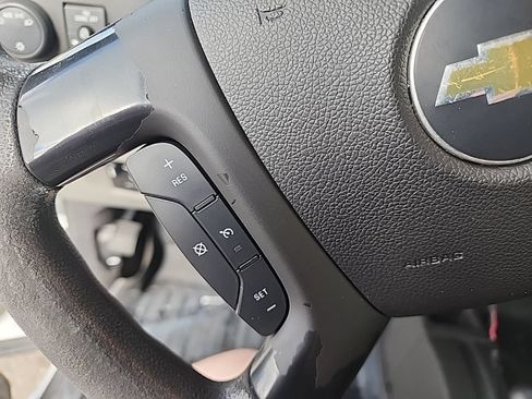 Used 2013 Chevrolet Silverado 2500 W/T w/ Snow Plow Prep Package AWD/4WD image 16