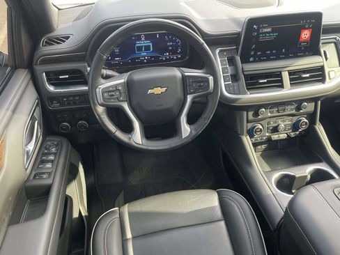Used 2023 Chevrolet Tahoe Premier AWD/4WD image 11