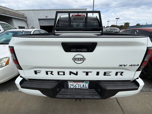 Used 2023 Nissan Frontier SV w/ SV Convenience Package AWD/4WD image 6