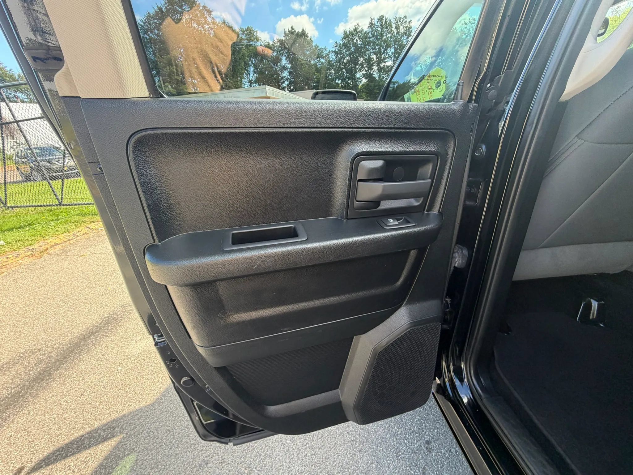 Used 2015 RAM 1500 Express w/ Black Ram 1500 Express Group AWD/4WD image 19