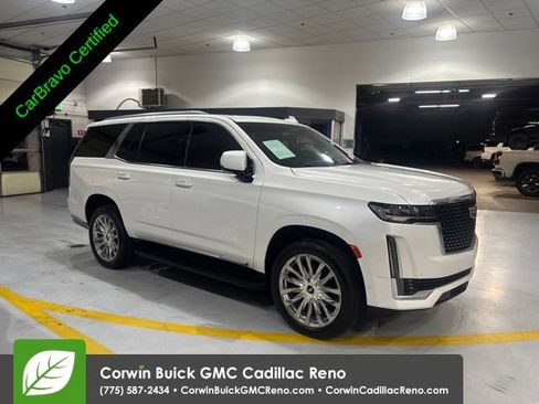 Used 2021 Cadillac Escalade Premium Luxury AWD/4WD image 11