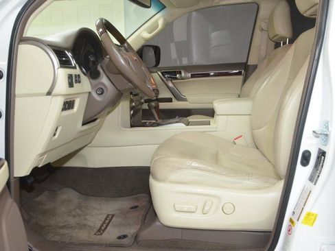 Used 2017 Lexus GX 460 Premium image 17