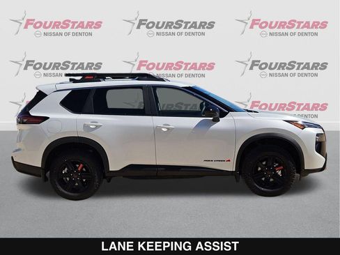 New 2026 Nissan Rogue SV AWD/4WD image 3