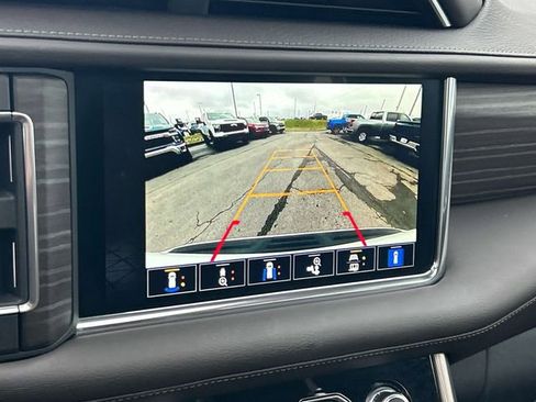 Used 2022 GMC Yukon Denali image 37