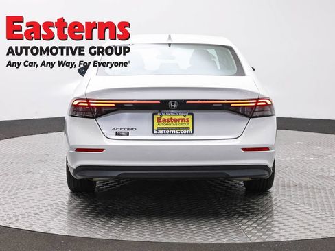 Used 2023 Honda Accord EX image 6