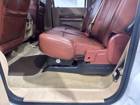 Used 2014 Ford F350 King Ranch w/ King Ranch w/Chrome Package image 91