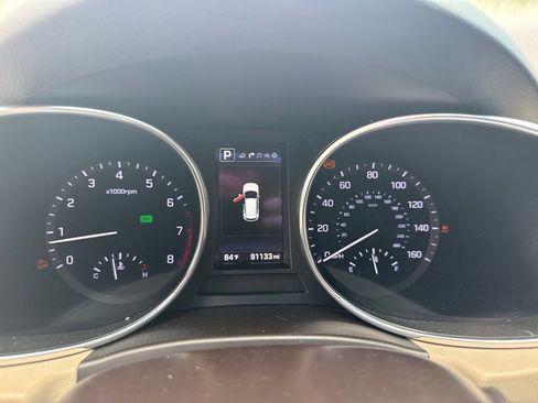 Used 2017 Hyundai Santa Fe Sport FWD image 22