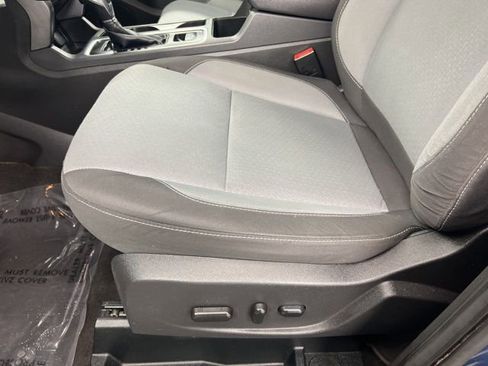 Used 2018 Ford Escape SE image 15