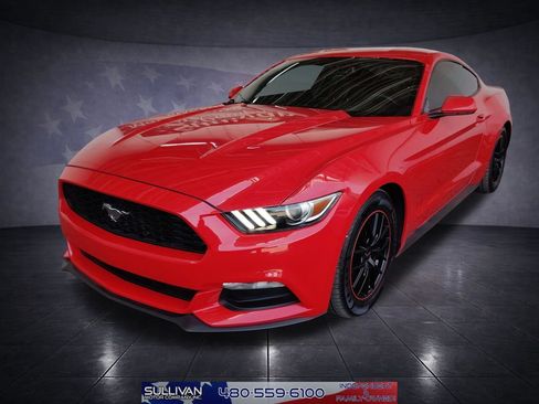 Used 2017 Ford Mustang Coupe RWD image 1