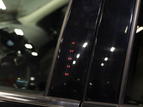 Used 2018 Ford Escape Titanium w/ Ford Safe & Smart Package image 32