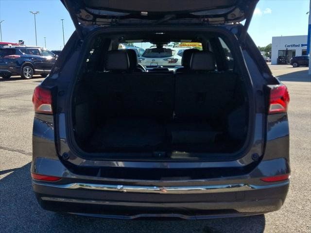 Used 2023 Chevrolet Equinox RS AWD/4WD image 30