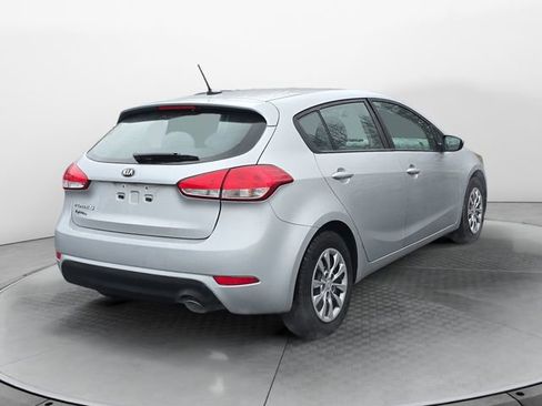 Used 2018 Kia Forte LX image 5