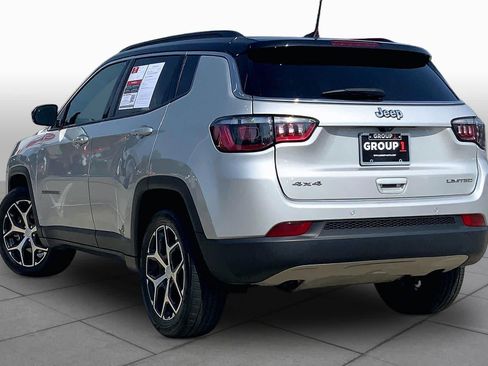 Used 2024 Jeep Compass Limited AWD/4WD image 12