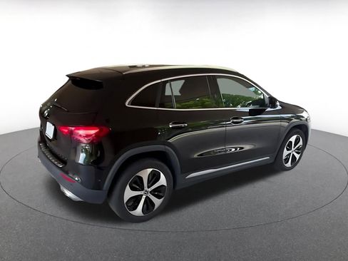 Used 2025 Mercedes-Benz GLA 250 image 11