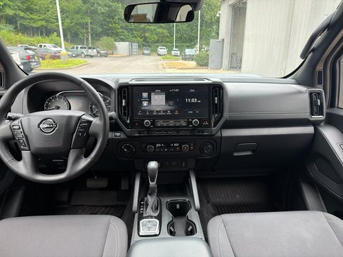 Certified 2026 Nissan Frontier SV w/ All-Weather Content Package AWD/4WD image 22