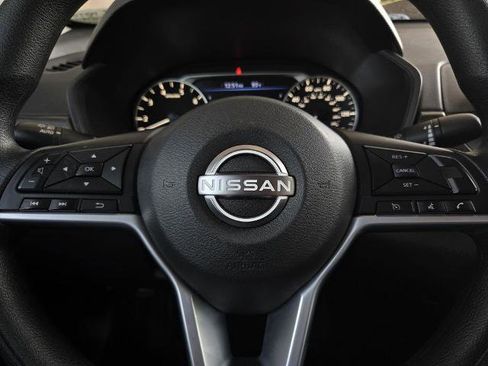 Certified 2025 Nissan Altima 2.5 SV FWD image 23