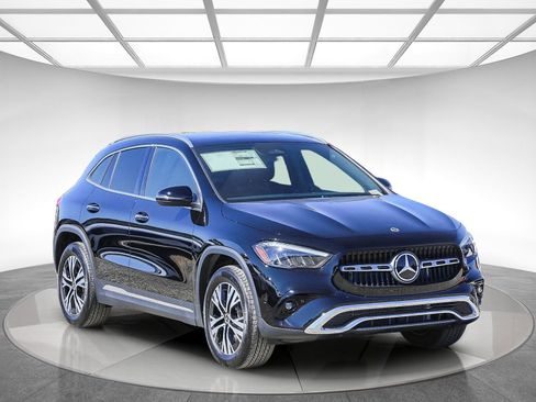 New 2025 Mercedes-Benz GLA 250 4MATIC image 5