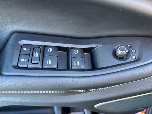 Used 2021 Jeep Grand Cherokee L Limited image 14