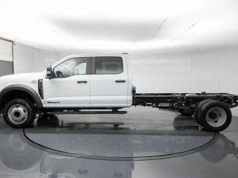 New 2026 Ford F450 XL w/ XL Chrome Package image 4