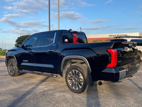 Used 2024 Toyota Tundra Limited AWD/4WD image 4