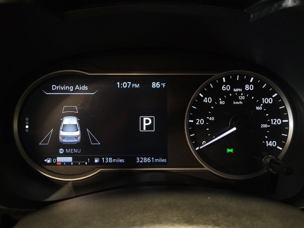 Used 2025 Nissan Versa SV FWD image 23