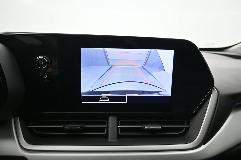 New 2026 Chevrolet Trax LS w/ LS Convenience Package FWD image 15