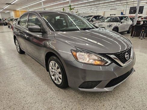 Used 2019 Nissan Sentra S FWD image 3