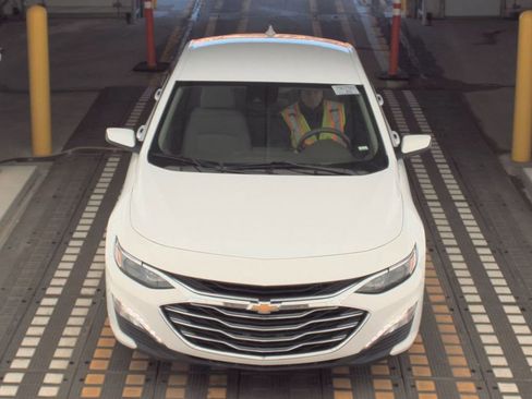 Used 2024 Chevrolet Malibu LT image 24