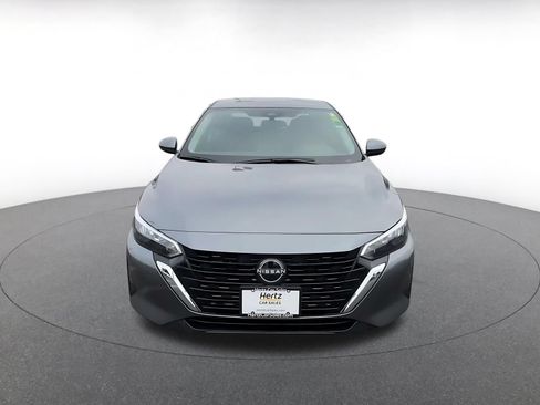 Used 2025 Nissan Sentra SV FWD image 4