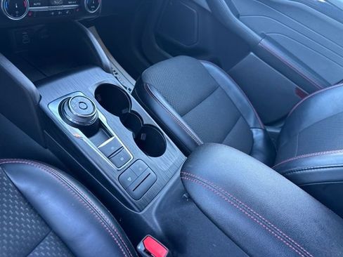 Used 2024 Ford Escape ST-Line image 25